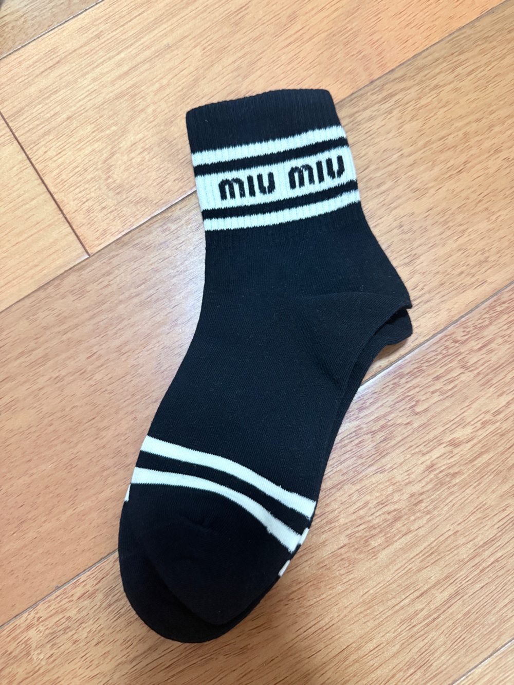 Black & White Logo Ankle Socks Size 22-25cm
